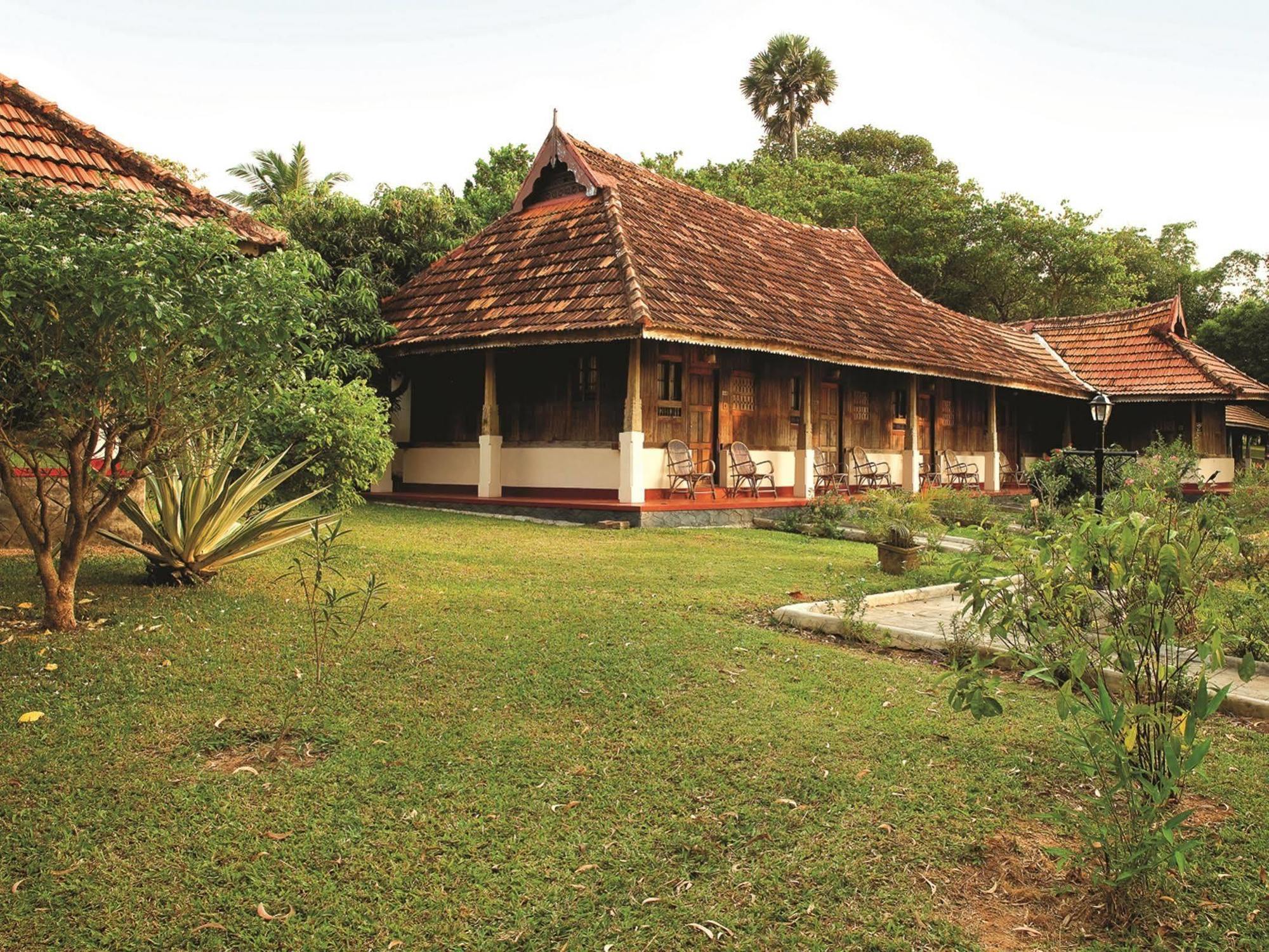 Isola Di Cocco Ayurvedic Beach Resort Poovar Exterior photo